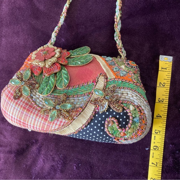 Floral Beaded Patchwork Mary Frances Handbag - Picture 10 of 11
